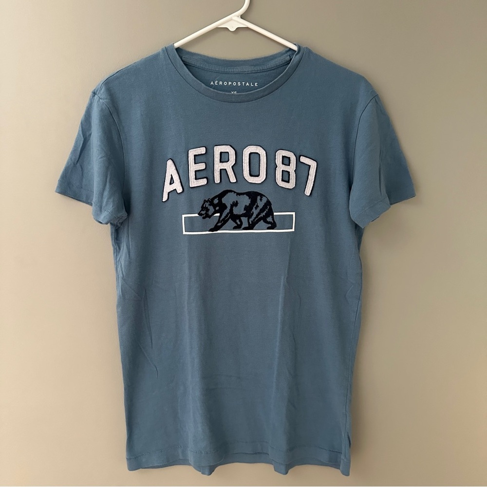 Aeropostale Slate Blue Bear Graphic Tee